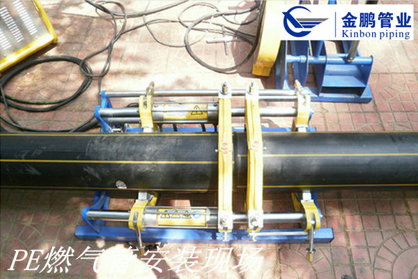 1502434046756920.jpg PE燃?xì)夤馨惭b現(xiàn)場(chǎng)z3.jpg