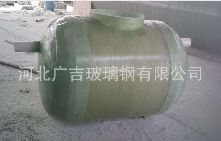 玻璃鋼儲(chǔ)罐3.jpg