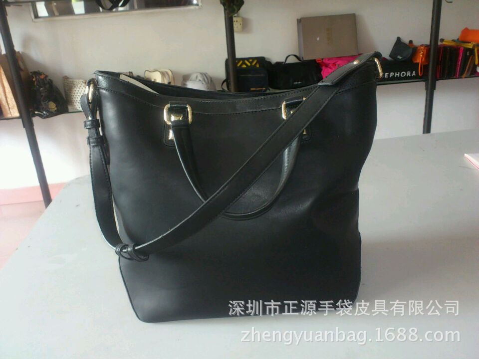 AAAE01C3CDDDD83A7ED255B2FF3A07