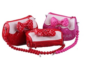 br /【百搭潮包】女包 手提斜跨 優(yōu)質(zhì)公主包批發(fā) 粉色 限量瘋搶