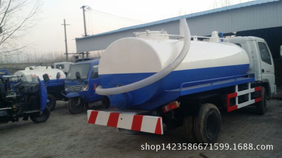 時(shí)風(fēng)5立方吸糞車