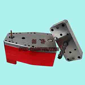 1461548761373326.jpg 免安裝模內(nèi)攻牙機2.jpg