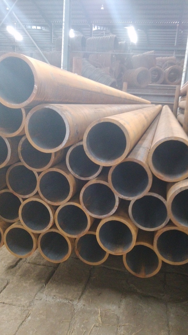 325X18厚壁無(wú)縫管