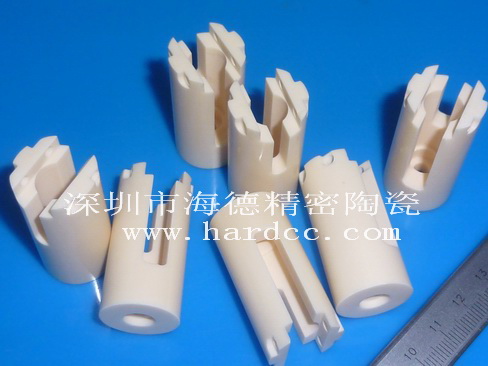 1510713655630954.jpg 99氧化鋁結(jié)構(gòu)零件09.jpg