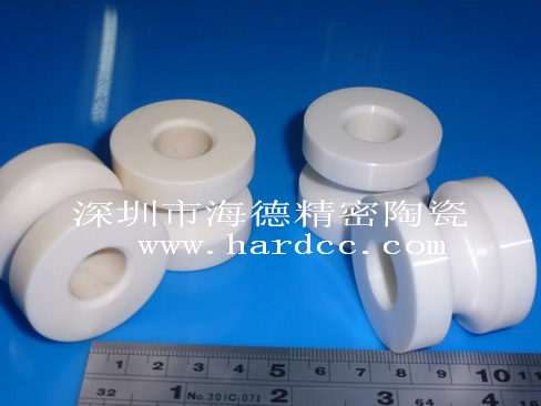 1510713659341375.jpg 99氧化鋁陶瓷導(dǎo)輪.jpg