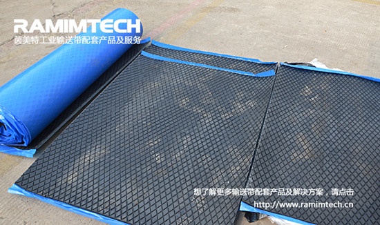 1451100246405605.jpg 茵美特德國(guó)進(jìn)口滾筒包膠耐磨菱形橡膠板.jpg