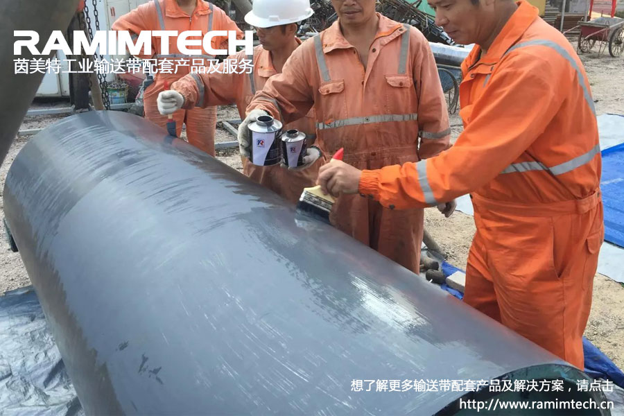 1449283110828814.jpg 煤礦滾筒包膠.jpg